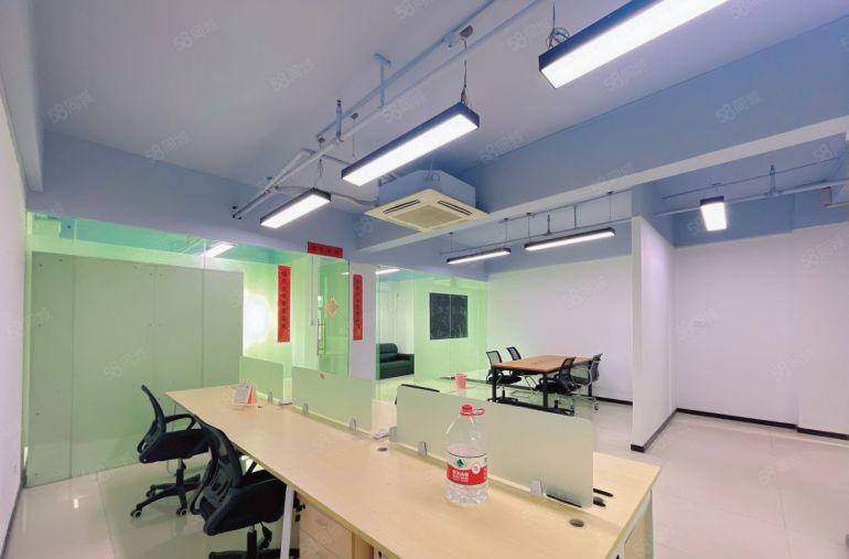 南山西丽大学城地铁口 2加1格局 租金9000全包