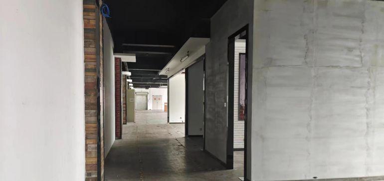 出租龙岗平湖山厦杉坑工业区B20栋、21栋厂房