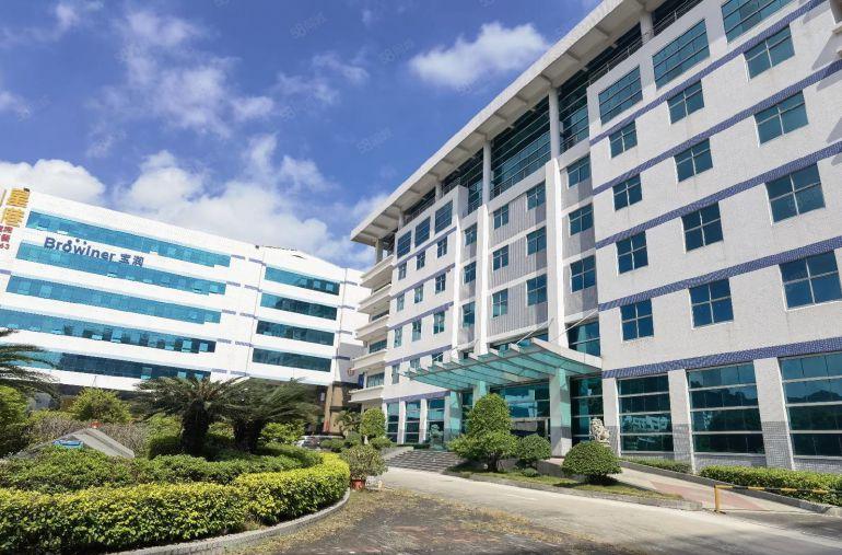 西丽特价23元！房东直租带装修高新产业园2000平可分租！！