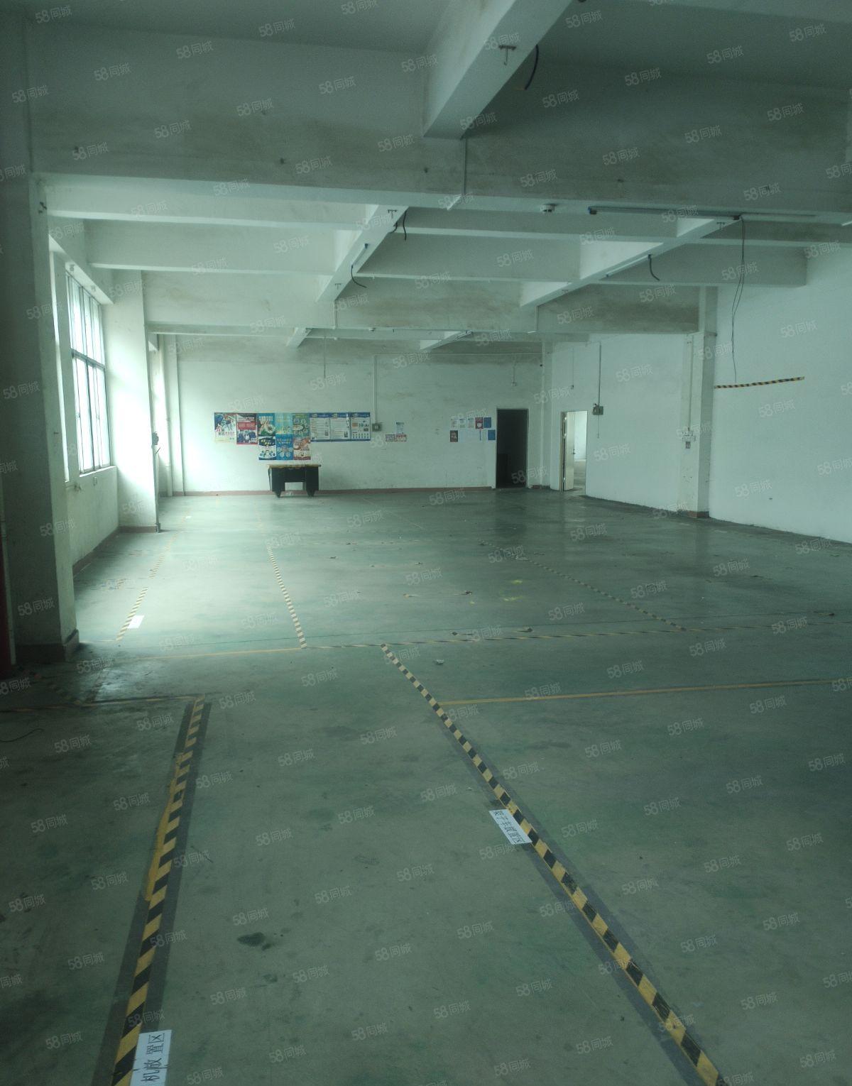 观澜靠近坂田1400平花园式厂房五和大道旁。形象优美。空地大