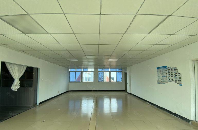 34元起西丽大学城楼上1500平精装修厂房出租仓库出租可分租