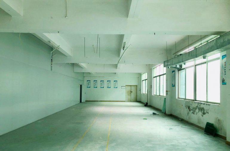 坂田厂房出租200至5000平大小面积都有，园区大，环境优美