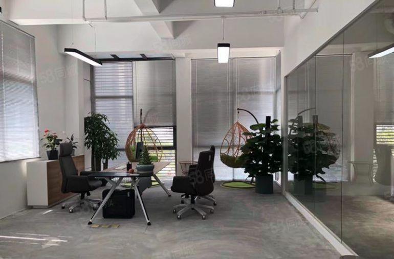 一楼1000平米 公司物业出租 地铁口 可以分组