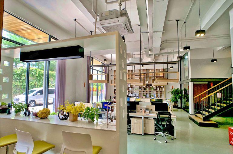 南山西丽一楼700平 精装 带家私 可外摆 行业不限