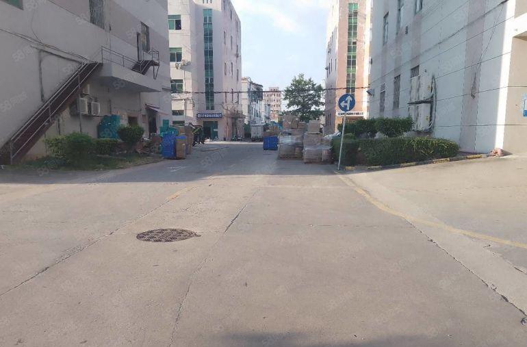 2000平宝安西乡独院厂房出租一楼仓库物流办公小加工可分租