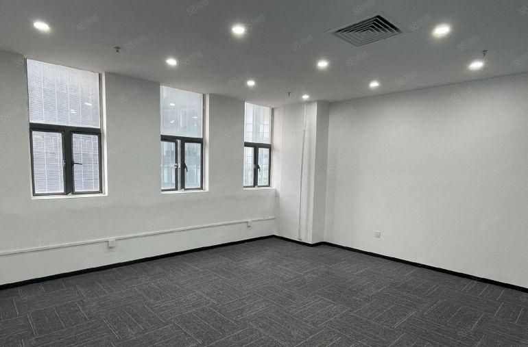 前海荔湾地铁口 兆龙大厦精装 110平，180平米 租48元