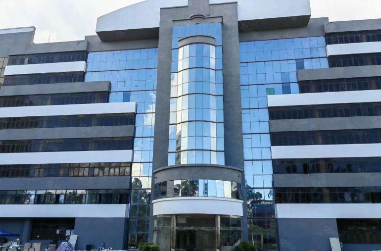 0押金盐田一楼厂房出租超大停车场卸货平台8部5吨电梯