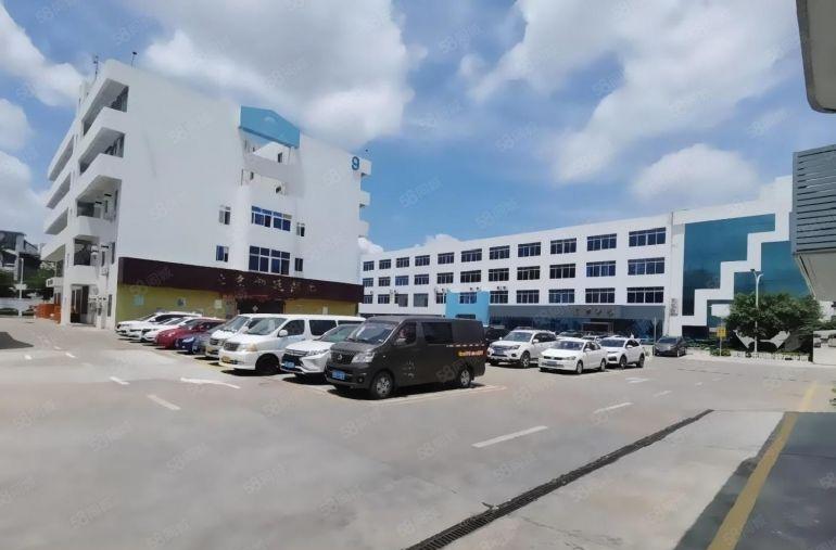 布吉李朗原房东工业园新出楼上带装修2000平厂房出租可分租