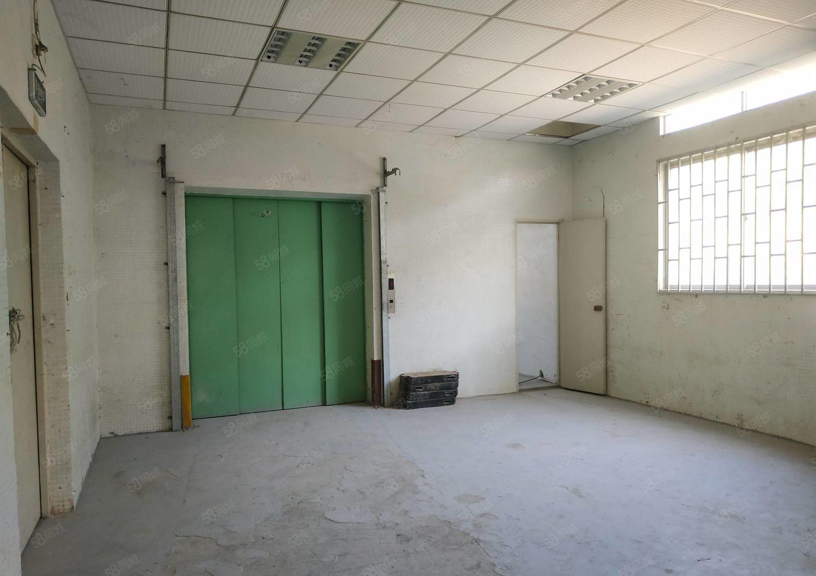 南山西丽 大磡工业区新出1500平厂房直租 带卸货平台
