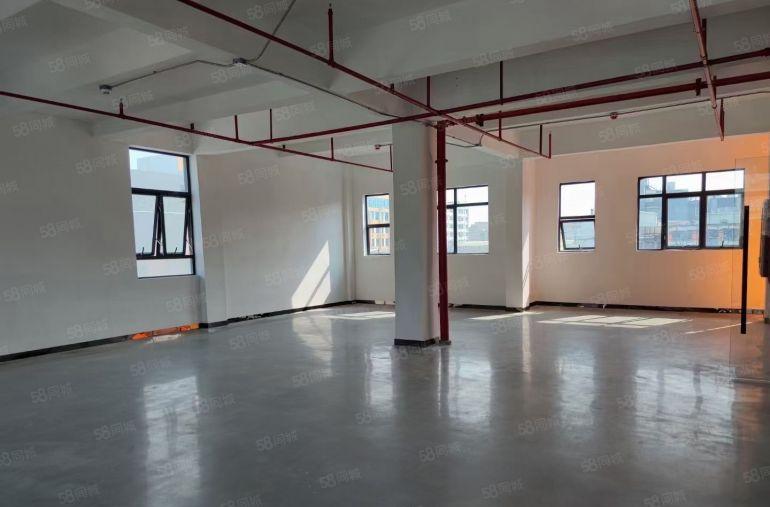 盐田港地铁口新出300平厂房，适合办公，仓库等