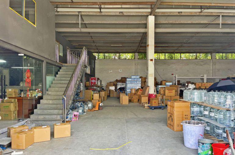 南山西丽新出一楼1980平方 层高6米 可进大车 可分租