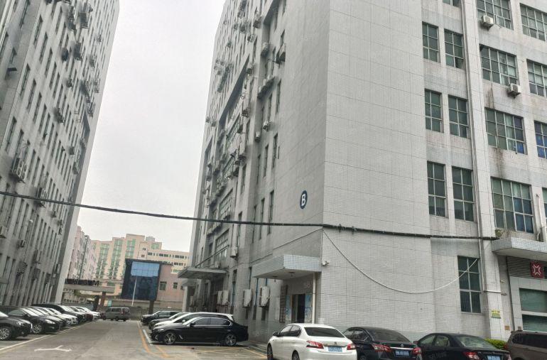 福永桥头地铁站附近楼上800平原精装修厂房仓库出租配套齐全