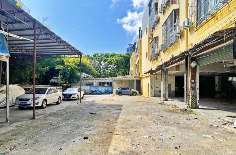 南山中心 独门独院1600平带600平院子赠送 行业不限