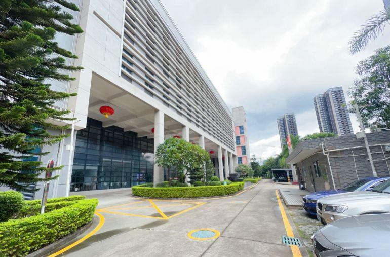 南山科技园原房东厂2000平方 500平起租 带精装修 光电