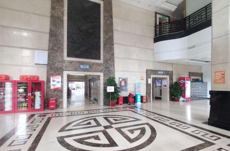 福田原房东地铁口5000平厂房仓库出租100平可分租带精装修