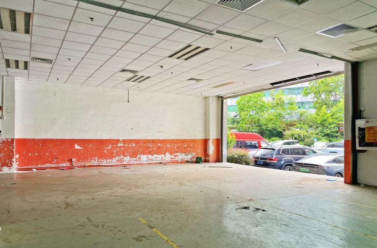 （实拍）南山西丽大学城一楼1680平 前后通 行业不限