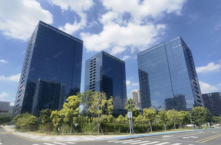 光明长圳地铁口13万平全新红本厂房招商中高新企业享有租金补贴