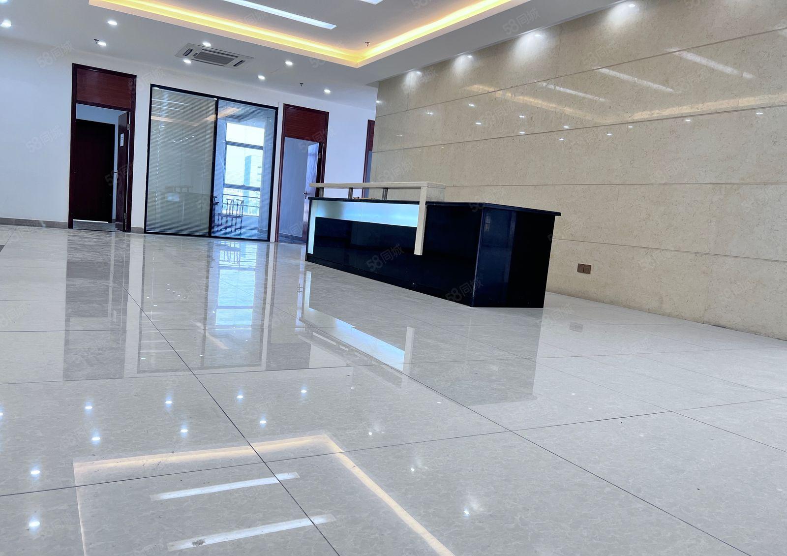 业主直租南山科技园西丽TCL国际e城半层850平 还价即租