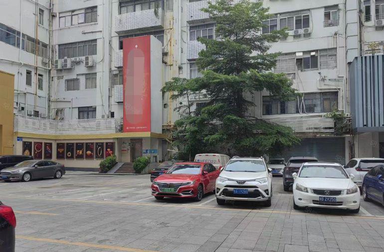 罗湖水贝珠宝工业区，办公电商厂房30平米起租，地铁站