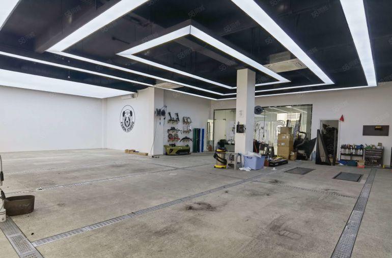 西丽366大街附近，新出一楼精装修厂房479平，层高4.5米