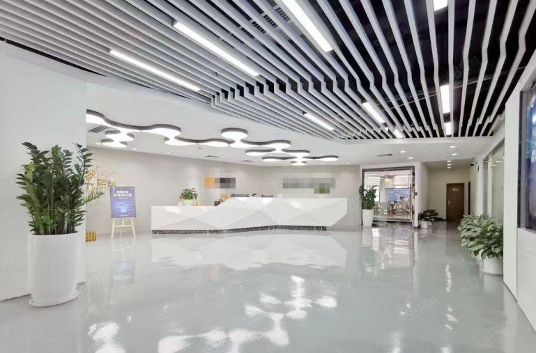 2200整层免租期3个月 精装带家私 珠光地铁站500米办公