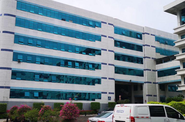 南山西丽高薪智能产业园500，3000平双面采光，大小可分租