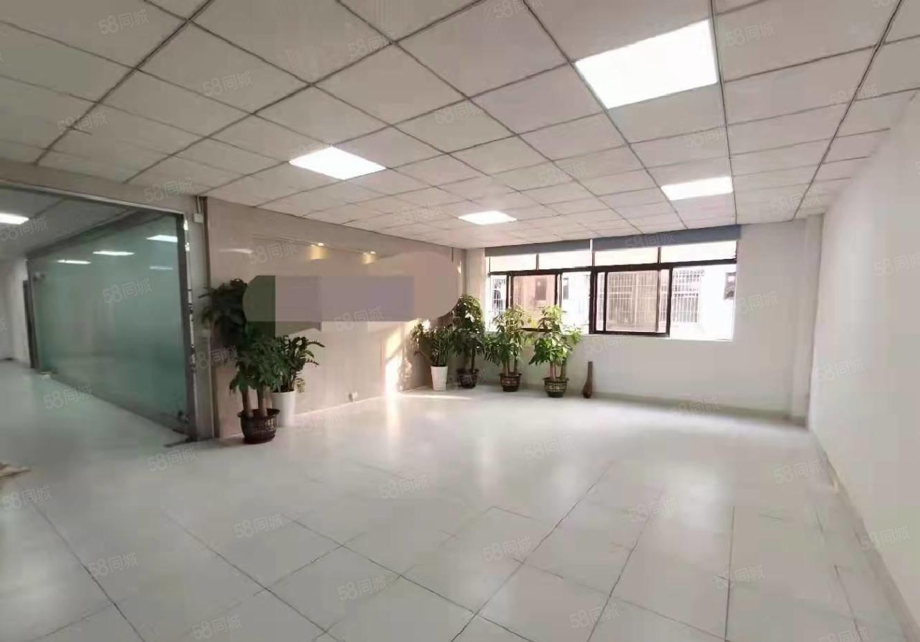 西乡鹤州富源工业城楼上1300平带装修厂房出租