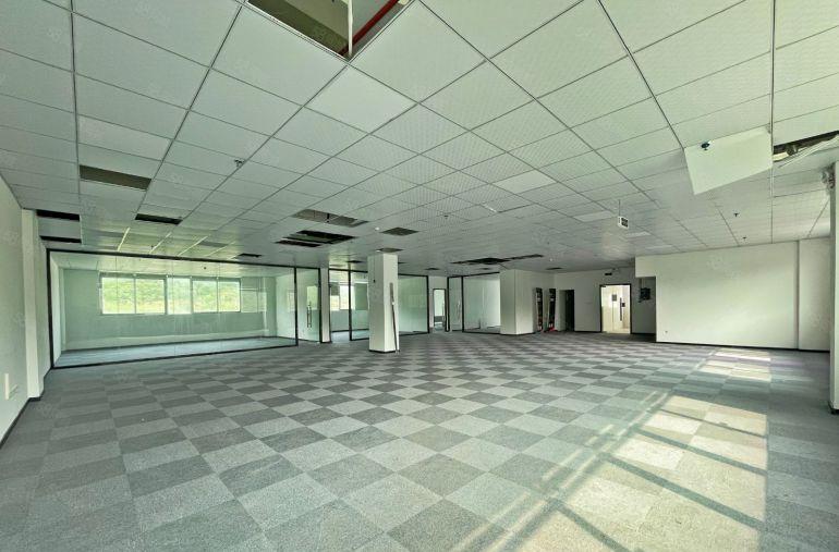 南山西丽 整层1250平方 带办公室和车间 租金便宜