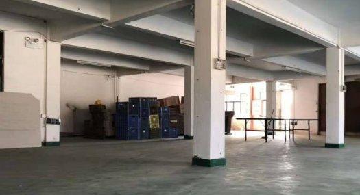 三角镇标准厂房出租，面积3500平方