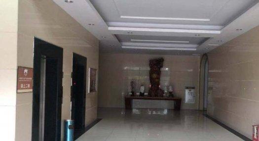 本公司中山市三角镇6号园区招商！园区共3万平方米！